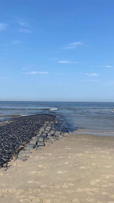 Вілла Strandhuisje Eva, Dicht Bij Zee Каллантсог Екстер'єр фото